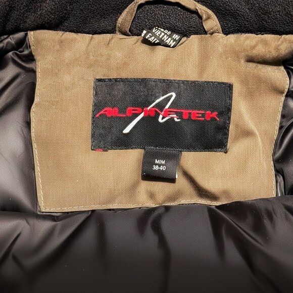 🔥 LIKE NEW! Men Winter Bomber Jacket- Insulated Coat, Olive Green (M)- NO FLAWS - Picture 9 of 9